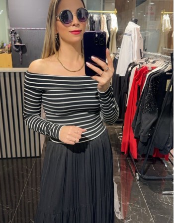 Madonna Yaka Çizgili Bluz Madonna Yaka Çizgili Bluz