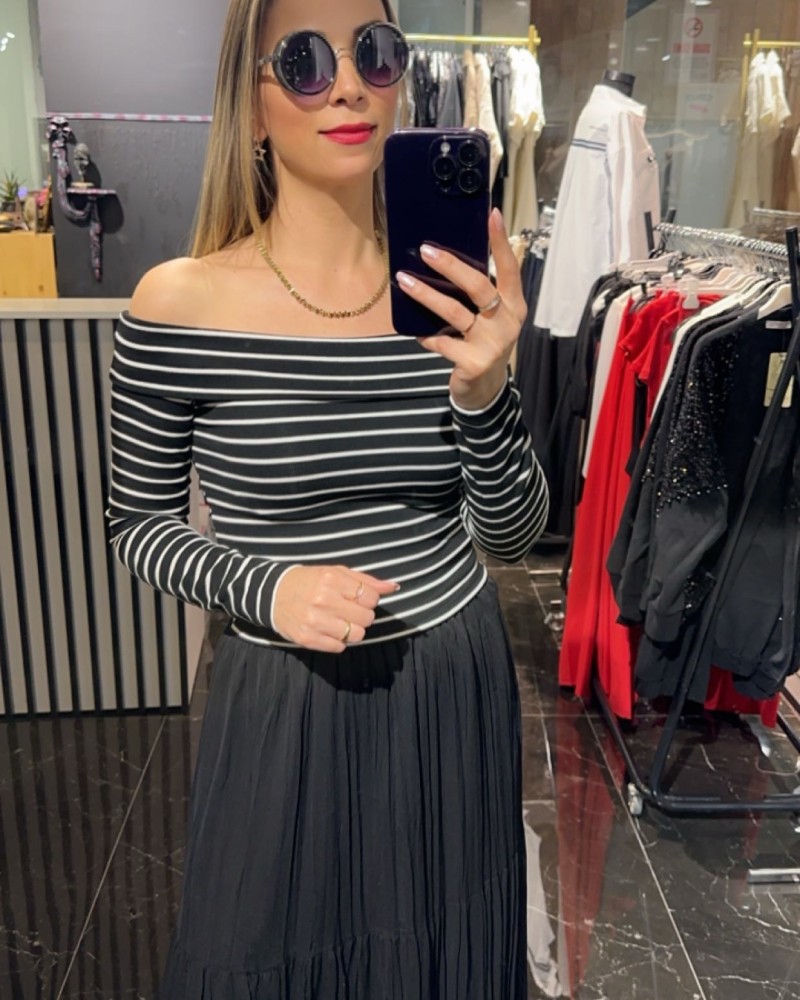 Madonna Yaka Çizgili Bluz Madonna Yaka Çizgili Bluz