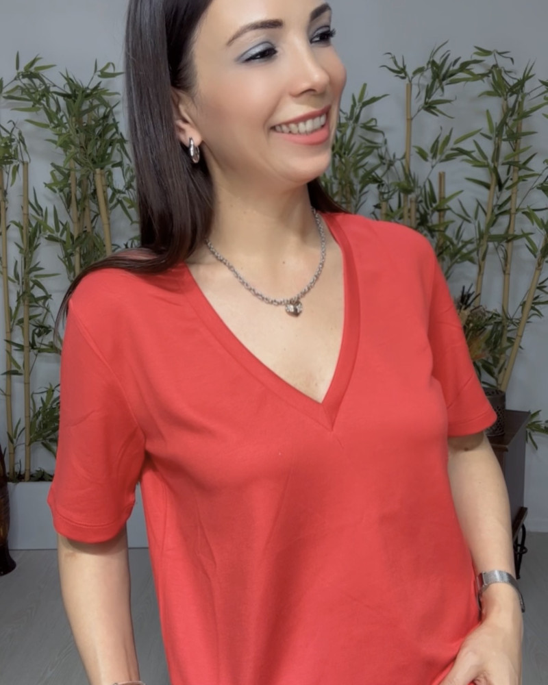 Derin V Yaka Oversize Tişört Kırmızı