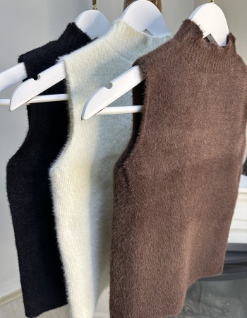 Yarım Balıkçı Yaka Kolsuz Triko Kahverengi Yarım Balıkçı Yaka Kolsuz Triko Kahverengi