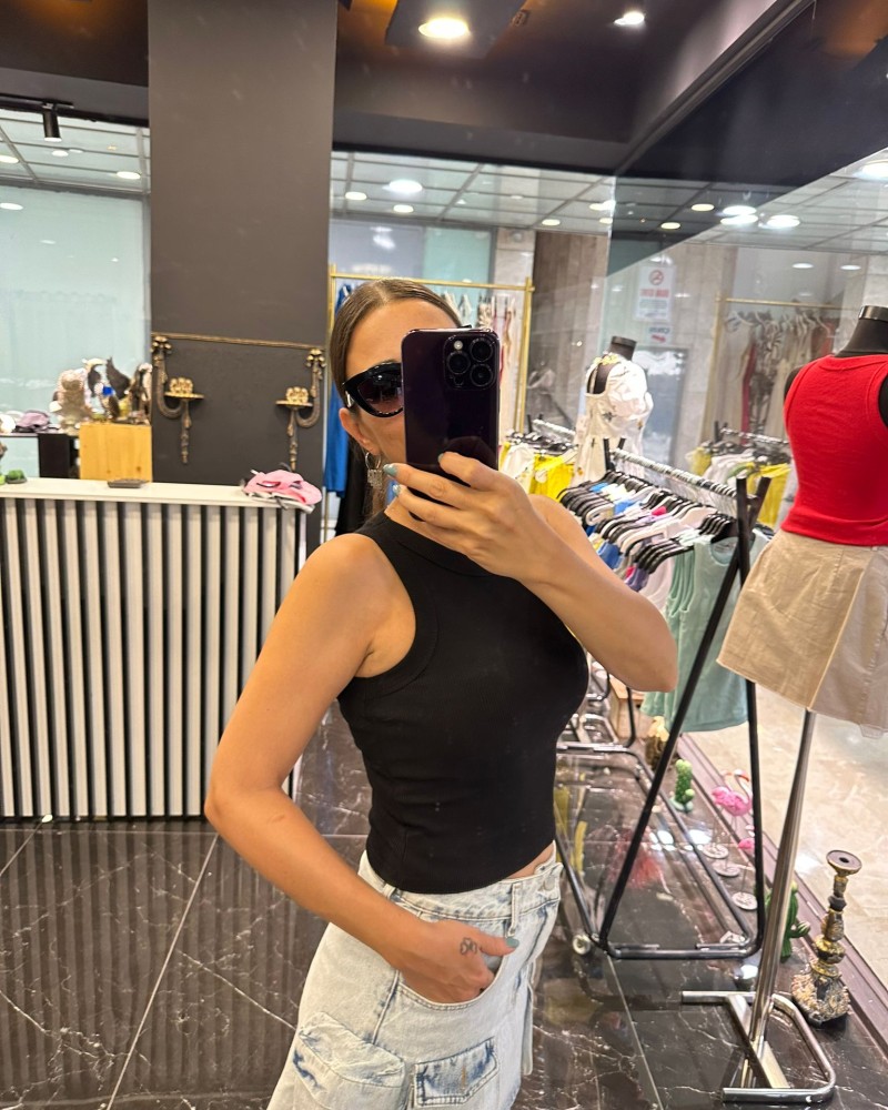 Siyah Kalın Biyeli Fitilli Orj Marka Atlet Siyah Kalın Biyeli Fitilli Orj Marka Atlet