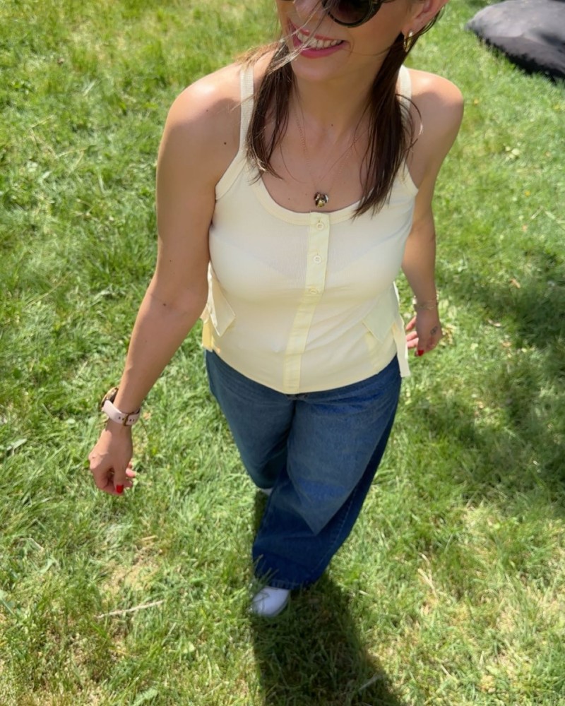 Saten Cep Detay Atlet Bluz Sarı Saten Cep Detay Atlet Bluz Sarı