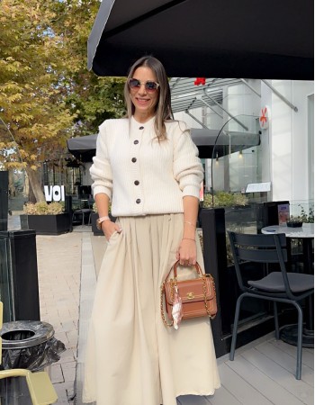 Önden Düğmeli Selanik Hırka (Ekru ) Önden Düğmeli Selanik Hırka (Ekru )