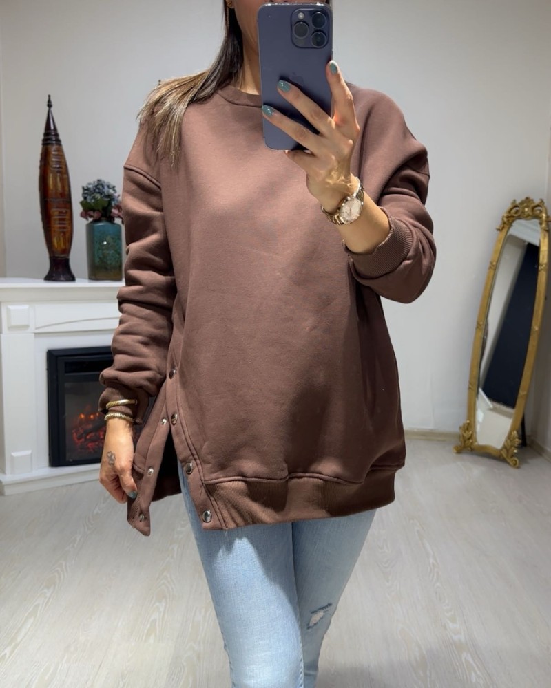 Kahverengi Zımba Düğme Detay Sweatshirt Kahverengi Zımba Düğme Detay Sweatshirt