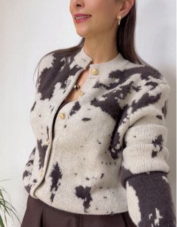 Desenli Düğmeli Triko Hırka