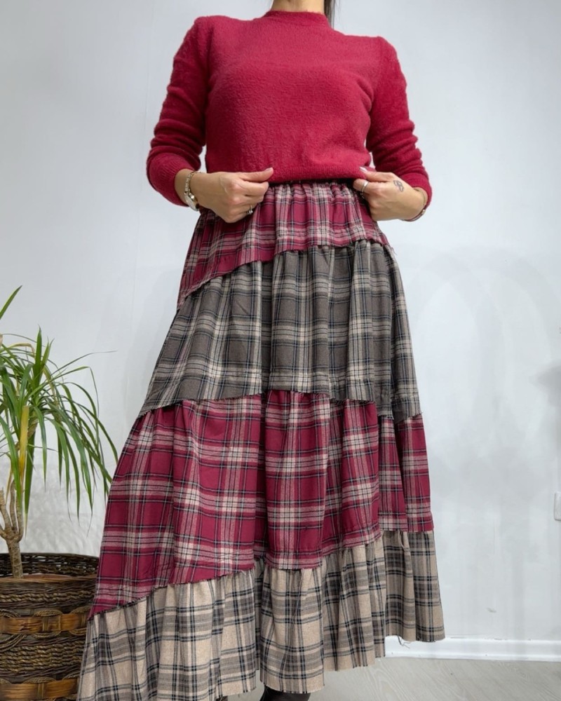 Kat Kat Parçalı Ekose Etek 