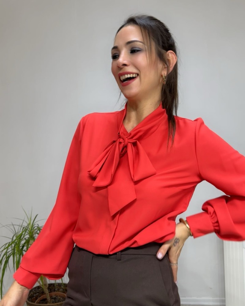 Yaka Bağlama Detay Gömlek Kırmızı 