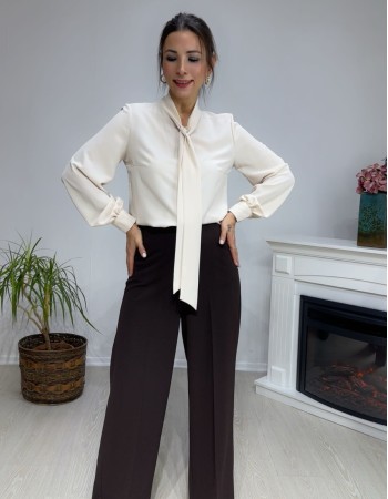 Yaka Bağlama Detay Gömlek Krem