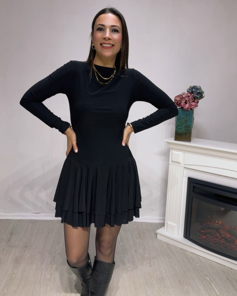 Şort Detaylı Katlı Mini Elbise – Siyah