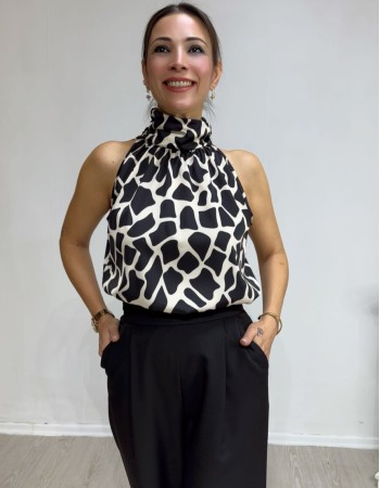 Boğazlı Kolsuz Bluz - Siyah