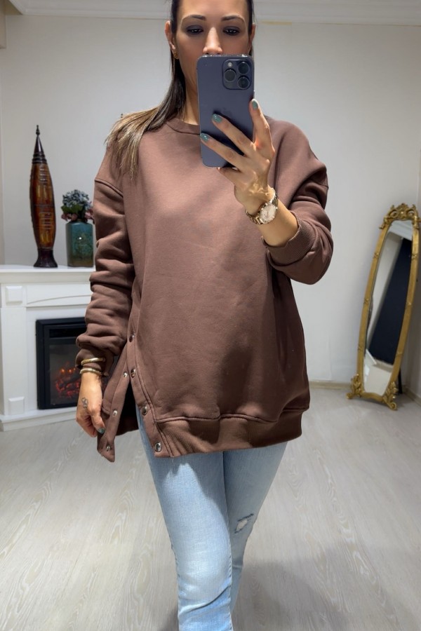 Kahverengi Zımba Düğme Detay Sweatshirt 